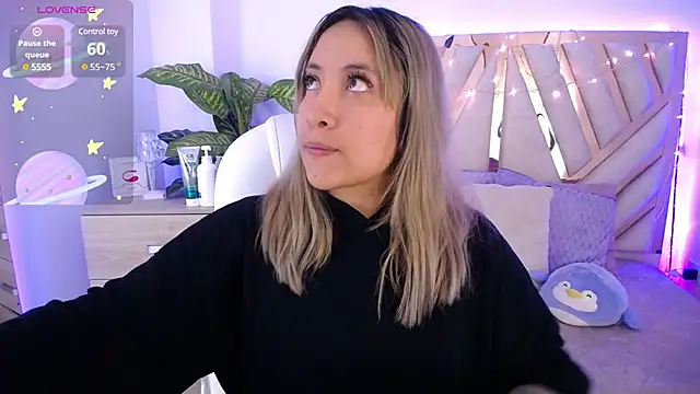 Snapshot of NyxAndria_1 chatting on 03.16.25 NyxAndria 1 online show from 03.16.25