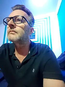 Snapshot of itsmeyes69 chatting on 03.12.25 itsmeyes69 online show from 03.12.25