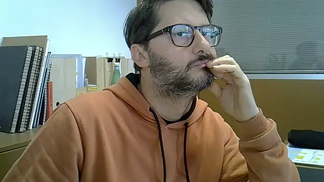 Cellino4 online show from 02.01.25