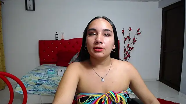 Snapshot of Maylin_horny19 chatting on 06.16.26 Maylin horny19 online show from 06.16.26