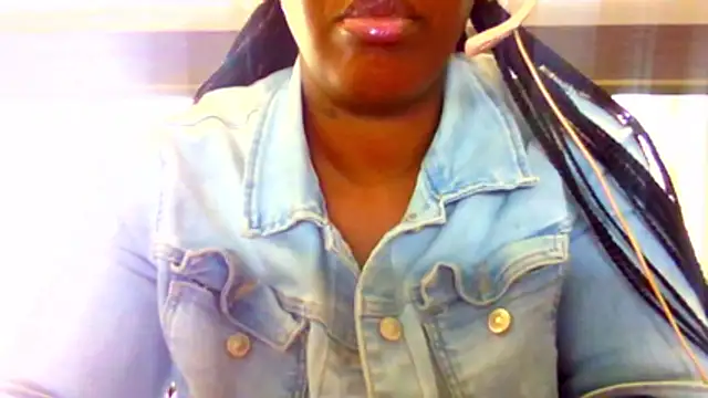 chocolatechipkukky85 online show from 04.15.26