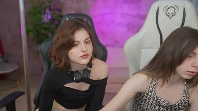 Snapshot of Lika_Secret_ chatting on 01.27.25 Lika Secret online show from 01.27.25