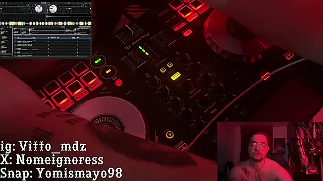 Snapshot of vittote chatting on 02.20.25 vittote online show from 02.20.25