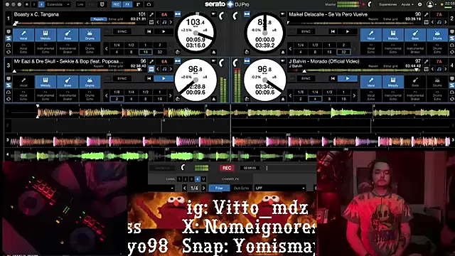 Snapshot of vittote chatting on 02.22.25 vittote online show from 02.22.25