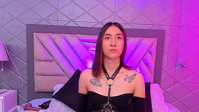 MeganPresleyy online show from 01.20.25