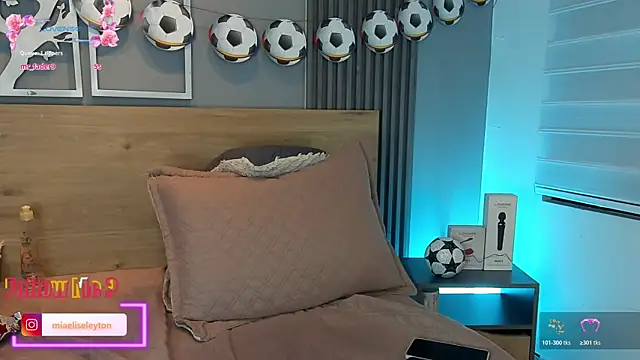 Elise-Leyton online show from 06.14.26