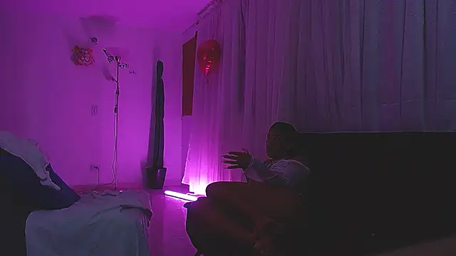 Katalina Rosee online show from 03.19.25