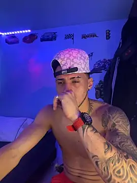 Snapshot of Neymar_jr11-collinss chatting on 09.12.25 Neymar jr11-collinss online show from 09.12.25