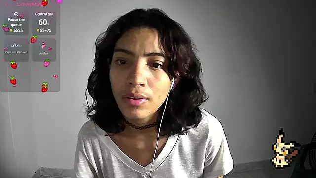 Snapshot of Lovelyamyy chatting on 02.28.25 Lovelyamyy online show from 02.28.25