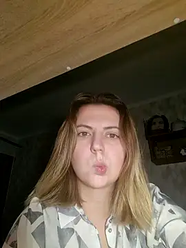 Melenka online show from 01.12.25