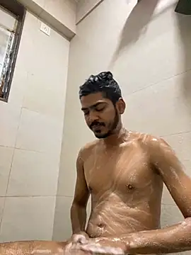 cute modell online show from 01.31.25