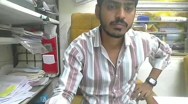 cute modell online show from 02.07.25