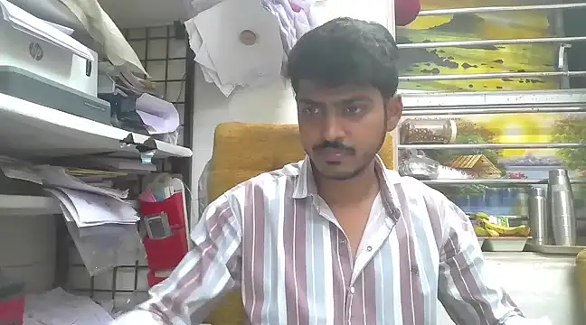 cute modell online show from 03.08.25