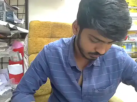 cute modell online show from 11.15.25