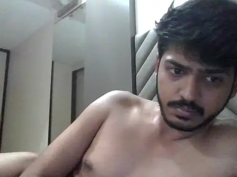 cute modell online show from 02.21.26