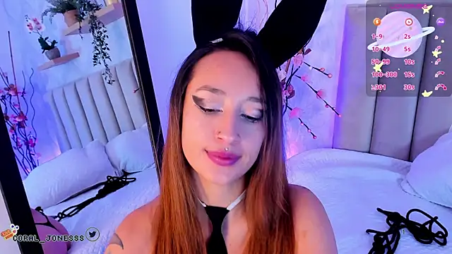 coral jonesss online show from 02.08.25