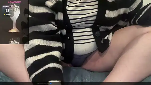 Teasingsarah online show from 11.06.25