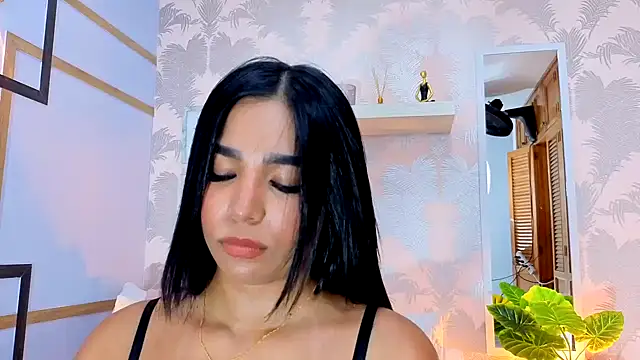 CharlotteGraay online show from 12.13.25