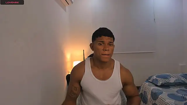 Snapshot of maxsteel177 chatting on 02.26.25 maxsteel177 online show from 02.26.25