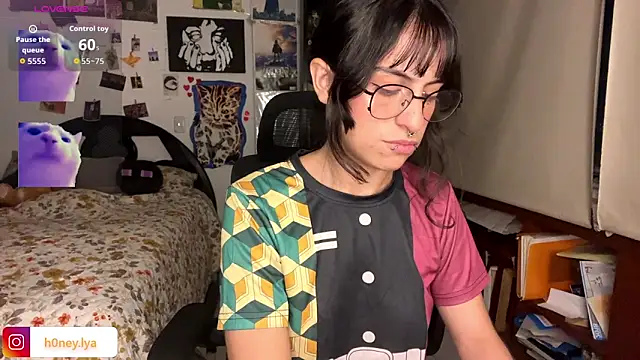 B0nnie H0ney online show from 02.15.26