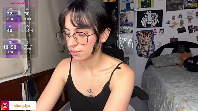 B0nnie H0ney online show from 06.27.26