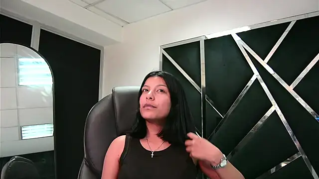 Snapshot of Salmaportman69 chatting on 11.03.25 Salmaportman69 online show from 11.03.25