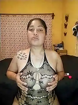 ConyPeralta online show from 02.19.25