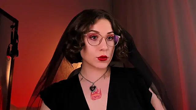 Snapshot of Eva_Moss_ chatting on 03.12.25 Eva Moss online show from 03.12.25