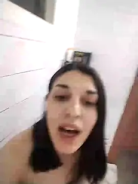 Rosanna Rennie online show from 01.26.25