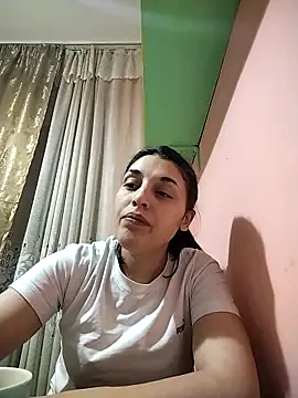 Rosanna Rennie online show from 01.28.25