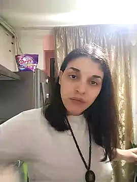 Rosanna Rennie online show from 02.12.25