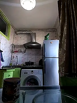 Rosanna Rennie online show from 03.08.25