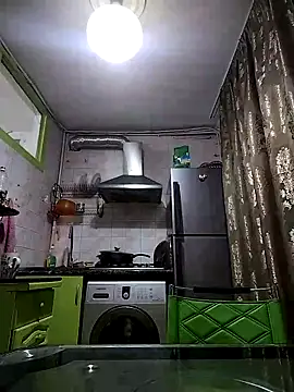 Rosanna Rennie online show from 03.11.25