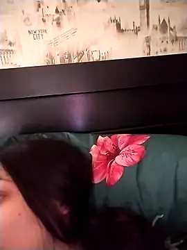 Rosanna Rennie online show from 03.21.25