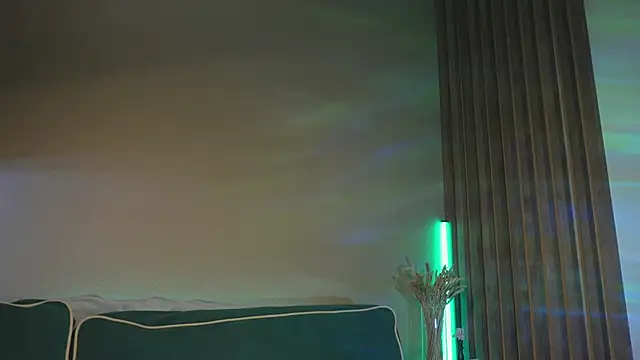 milasmiu online show from 02.12.25