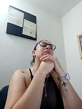 Snapshot of CHARLOTTE_1711 chatting on 01.23.25 CHARLOTTE 1711 online show from 01.23.25