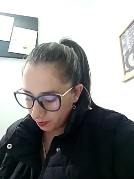 Snapshot of CHARLOTTE_1711 chatting on 02.09.25 CHARLOTTE 1711 online show from 02.09.25