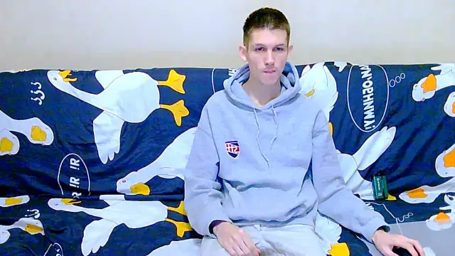 Lester Broo online show from 01.11.26