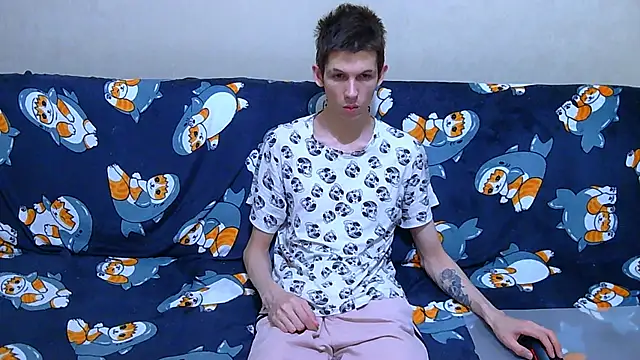 Lester Broo online show from 06.12.26