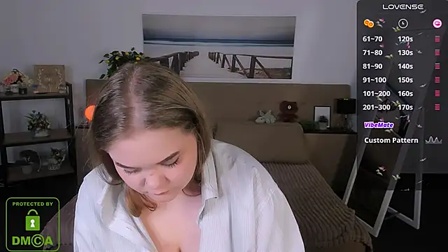 Snapshot of Erica__Alta chatting on 02.01.25 Erica Alta online show from 02.01.25