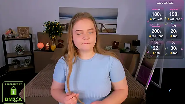 Snapshot of Erica__Alta chatting on 02.11.25 Erica Alta online show from 02.11.25