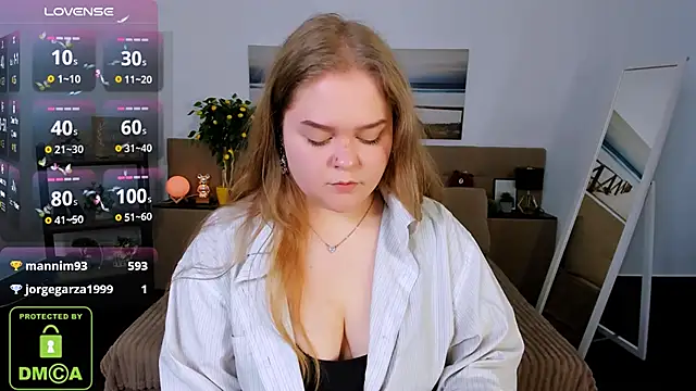 Snapshot of Erica__Alta chatting on 03.08.25 Erica Alta online show from 03.08.25