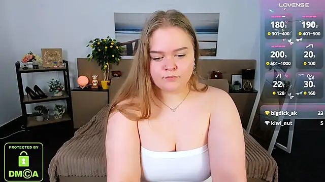 Snapshot of Erica__Alta chatting on 03.11.25 Erica Alta online show from 03.11.25