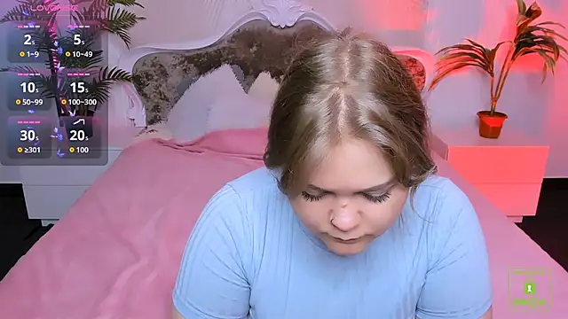 Snapshot of Erica__Alta chatting on 09.09.25 Erica Alta online show from 09.09.25