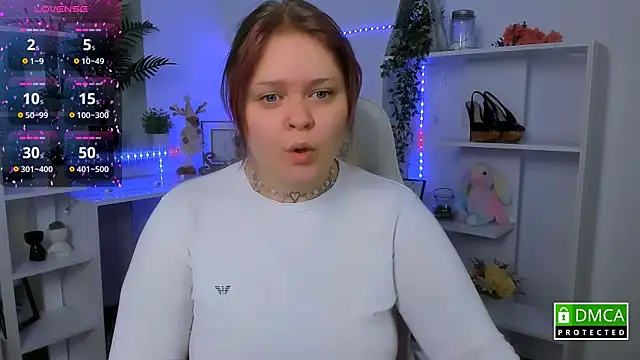 Snapshot of Erica__Alta chatting on 11.16.25 Erica Alta online show from 11.16.25