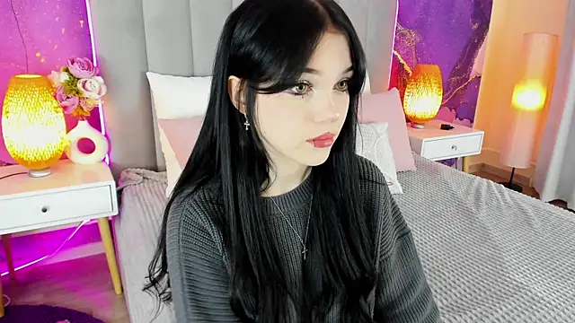 JessicaAddams online show from 02.25.25