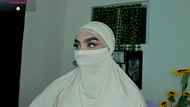 Maissa Alabi online show from 12.13.25