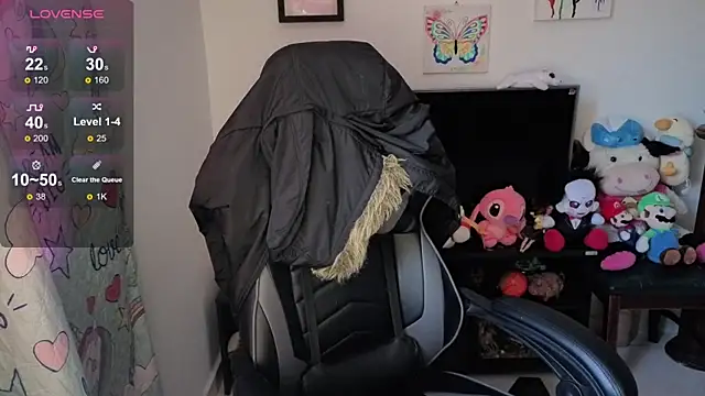 Snapshot of Princezzlove3 chatting on 09.28.25 Princezzlove3 online show from 09.28.25