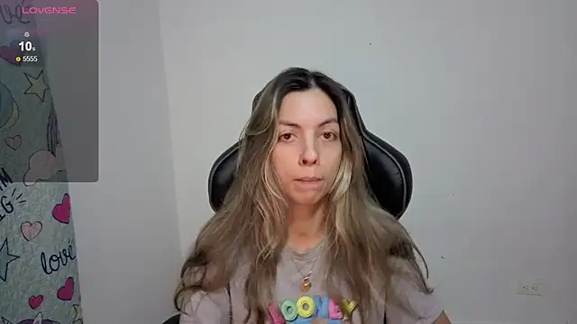 Princezzlove3 online show from 12.16.25