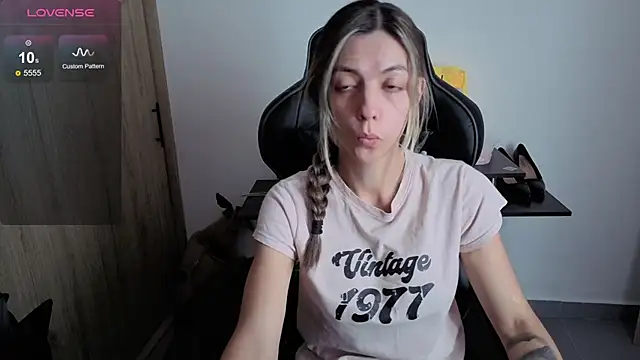 Princezzlove3 online show from 03.18.26